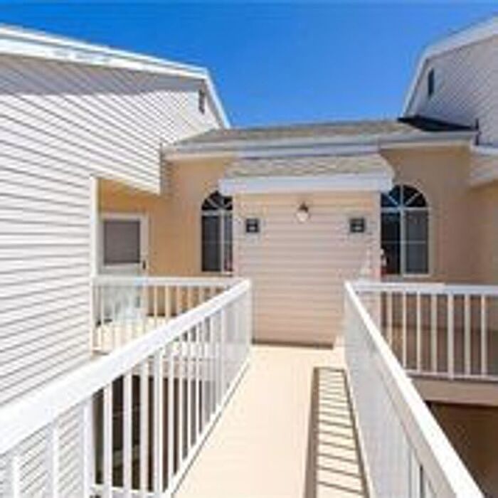 1st image of 2711 Citrus Lake Dr