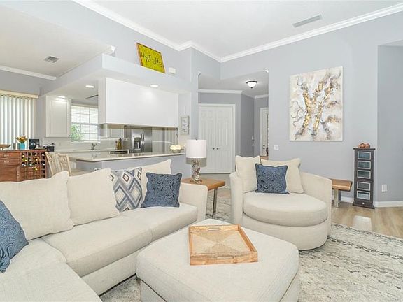 5th image of 5869 Ferrara Dr