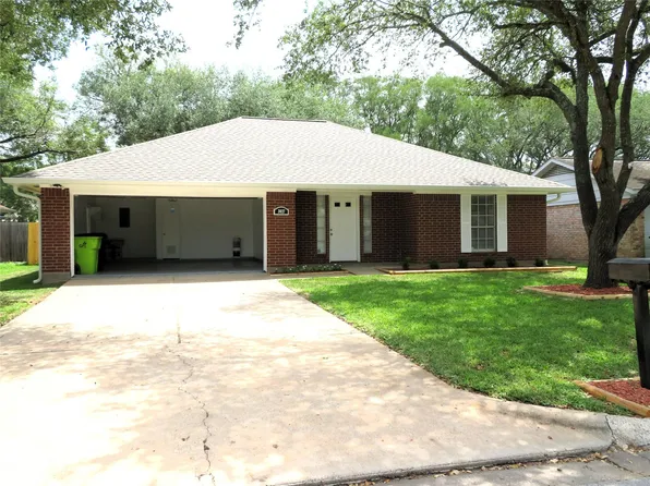 3027 Turtle Creek Dr, Rosenberg, TX 77471