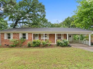 618 Hall Dr, Little Rock, AR 72205