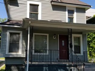 829 N Seymour Ave, Lansing, MI 48906