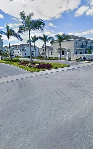 901 SW 168th Ct #3 Photo 1