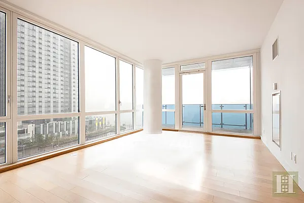 Rented by Halstead Real Estate | media 31