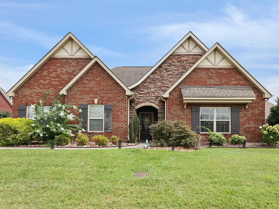 1st image of 235 Carellton Dr