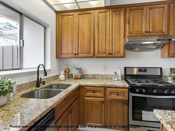 5th image of 10367 Mary Ave