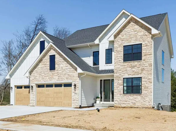 1204 Timber Trl, Solon, IA 52333