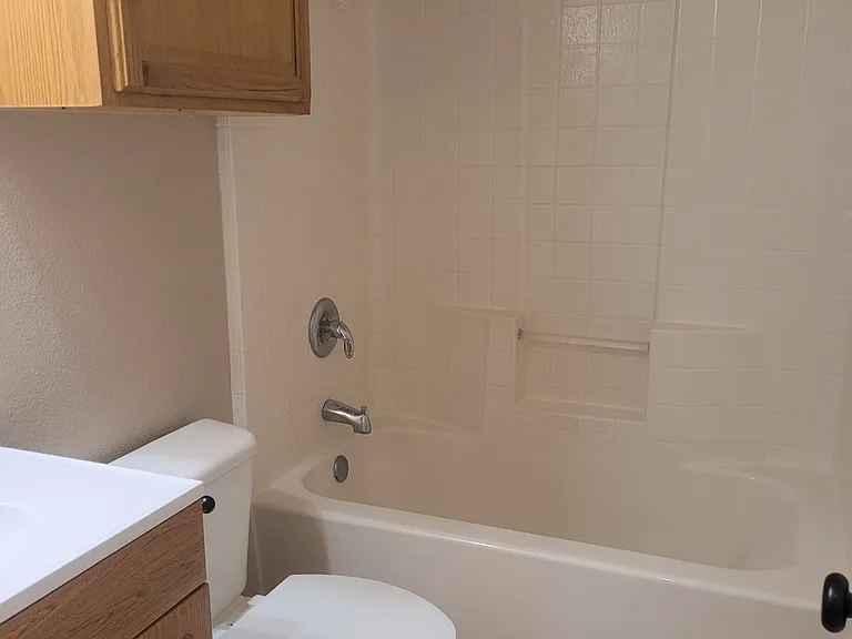 5114 Spring Brook Dr — Photo 14