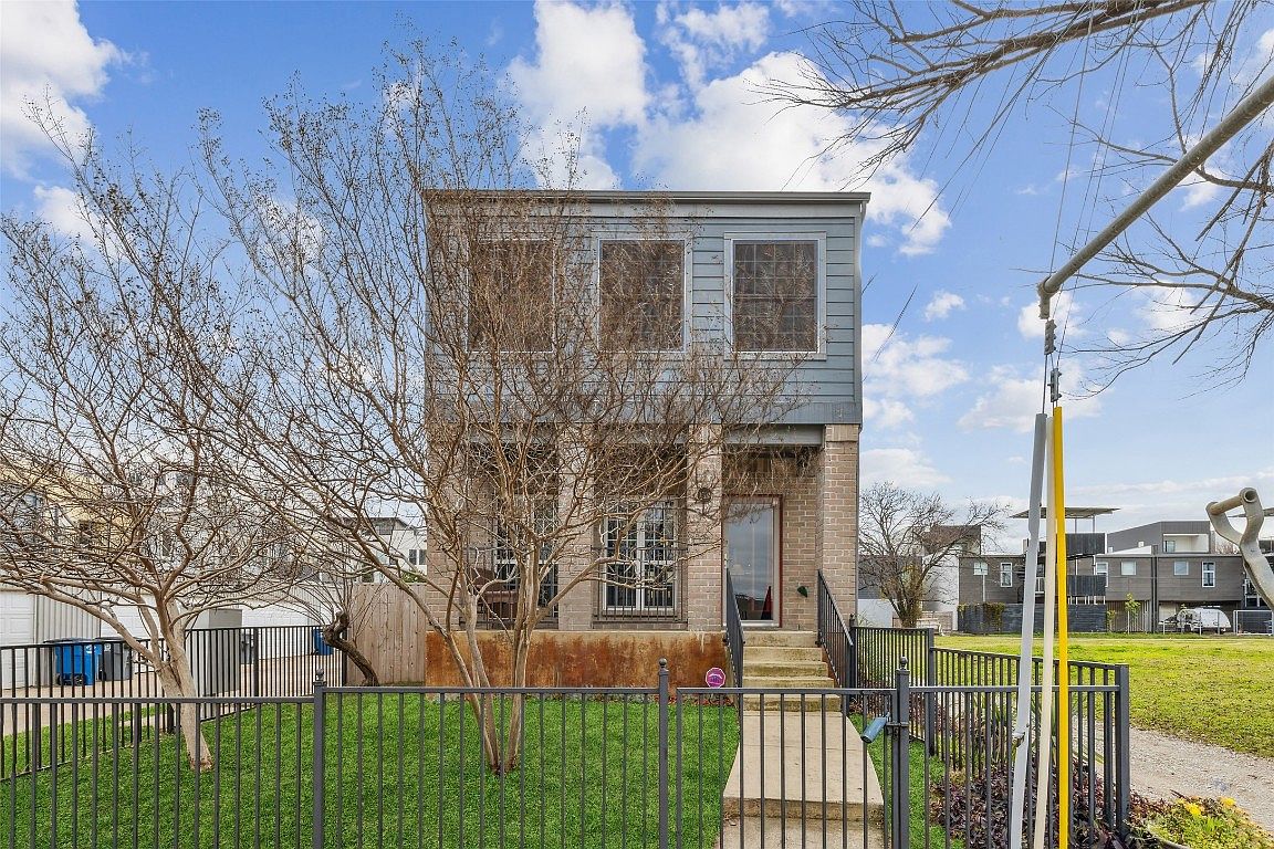 1602 Beaumont St Dallas TX 75215 Zillow