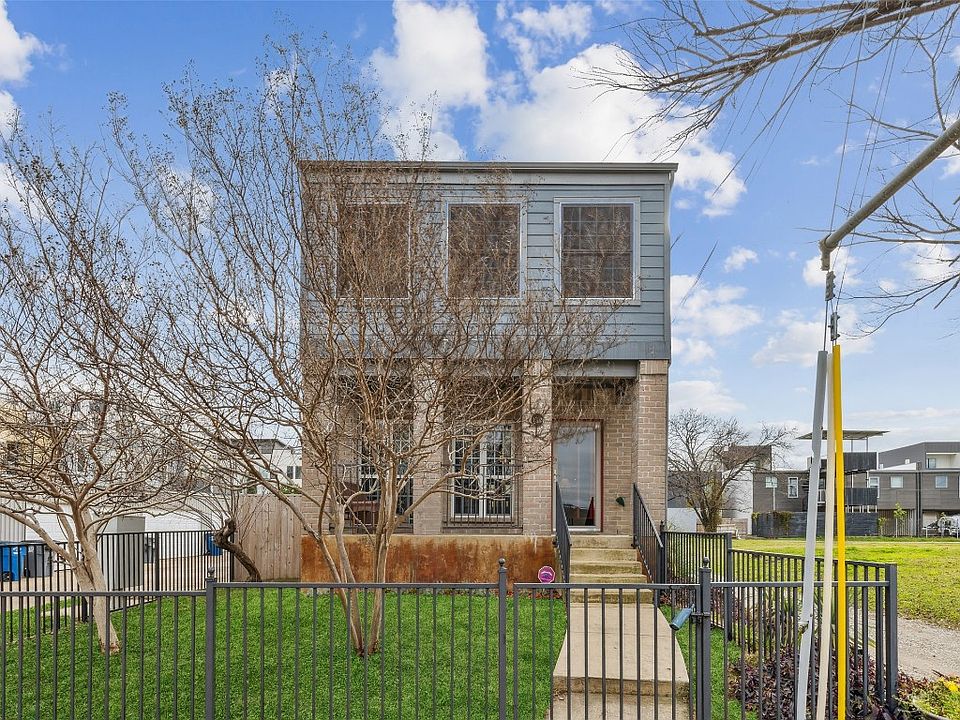 1602 Beaumont St Dallas TX 75215 Zillow