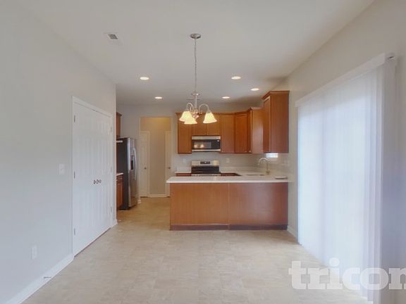 5th image of 9626 Rothman Ln