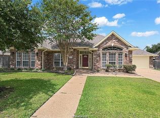 4709 Shoal Creek Dr, College Station, TX 77845