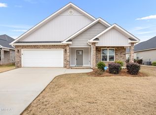 150 Hawks Ridge Trce, Byron, GA 31008