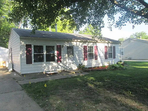 1403 Westfield Dr photo 1