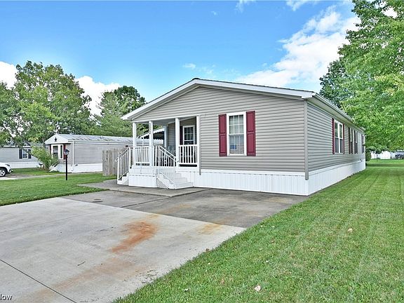 2nd image of 3022 Robinwood Dr SW