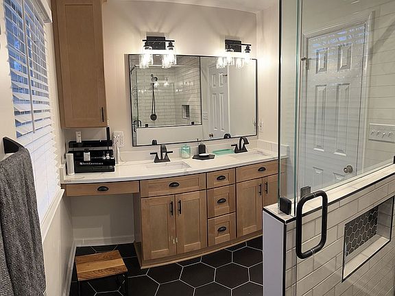 3rd image of 5821 Lancelot Dr