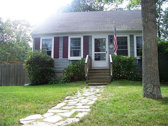 2nd image of 29 Flax St