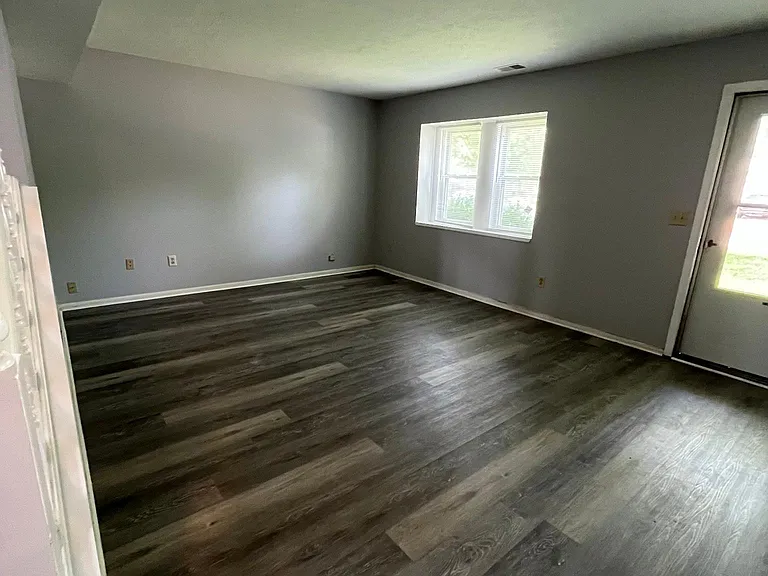 6643 Fairway Ave — Photo 5