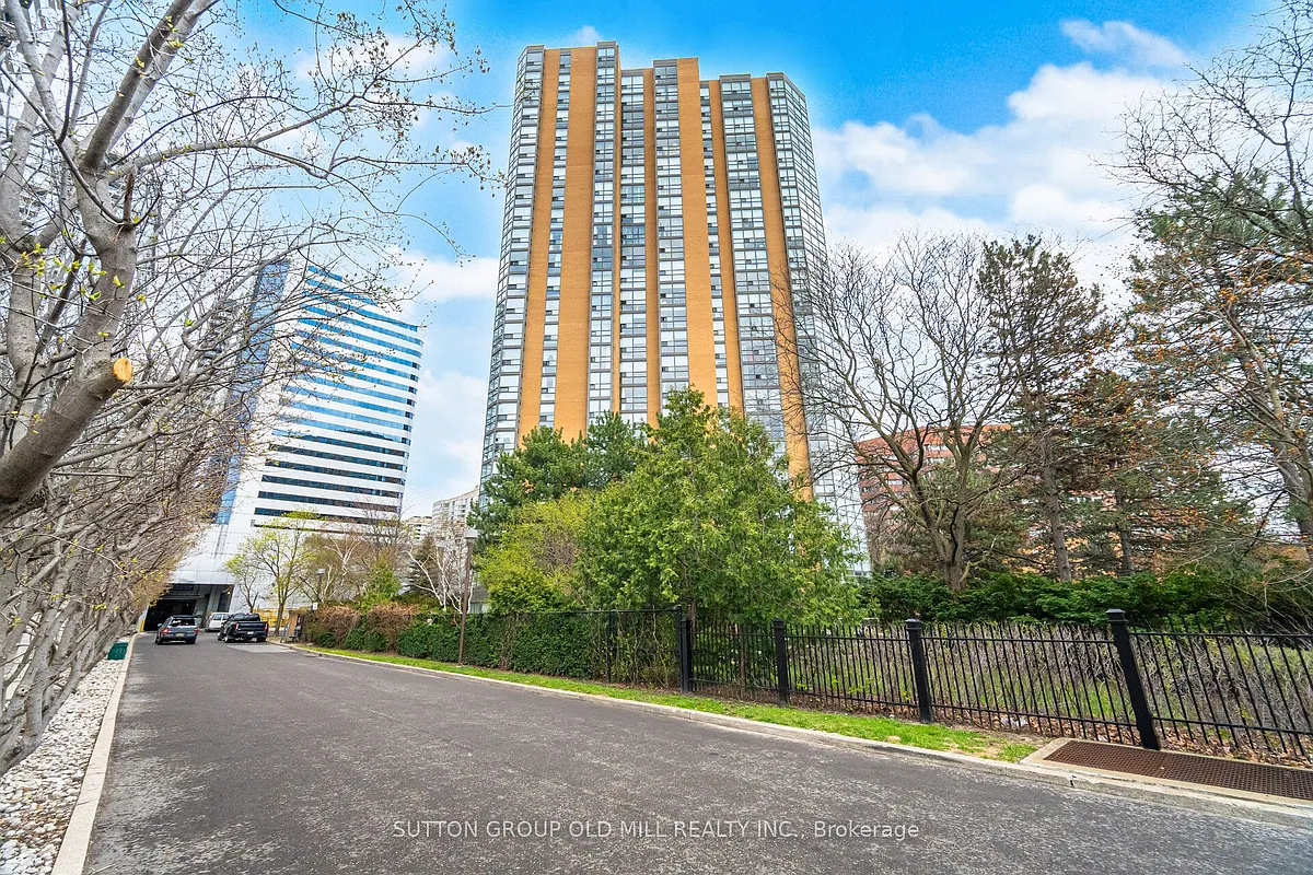 Photo 2 of 48 - 131 Beecroft Rd #1410 - Toronto, ON Building Photo - 131 Beecroft Rd #1410