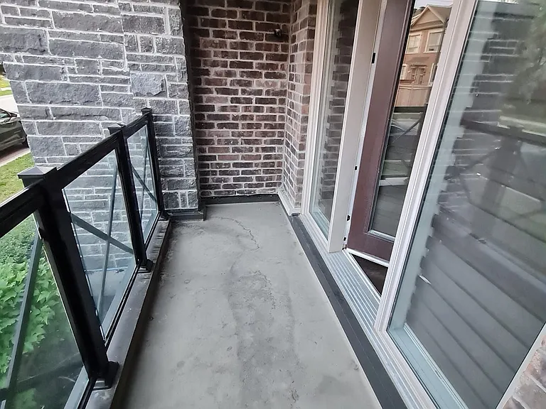 55 Lindcrest Mnr #1001 — Photo 24