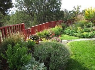 111 La Senda Rd, Los Alamos, NM 87547