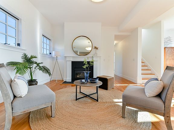 4th image of 11 Blackstone St APT 9
