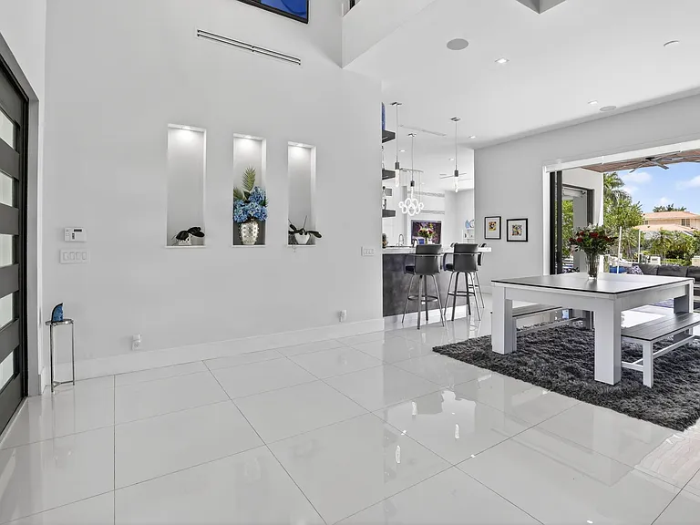 334 Isle Of Capri Dr — Photo 38