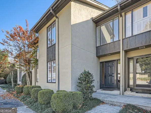 8 Ivy Rdg NE, Atlanta, GA 30342