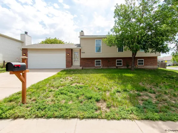 4301 Pathfinder Ave, Cheyenne, WY 82001