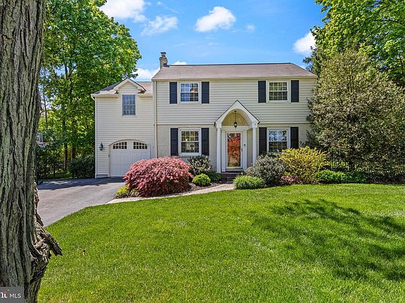 3rd image of 290 Wentworth Rd