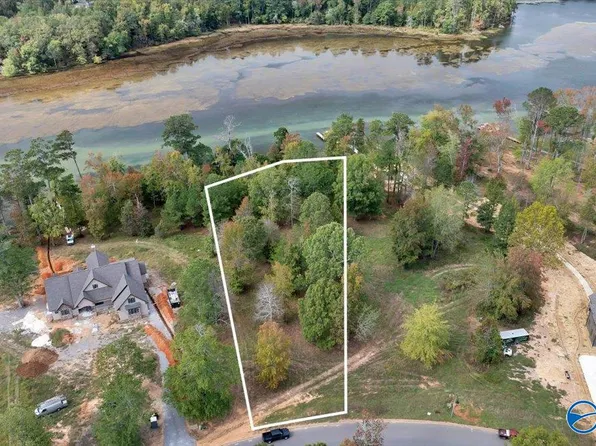 21 Island Dr, Scottsboro, AL 35769