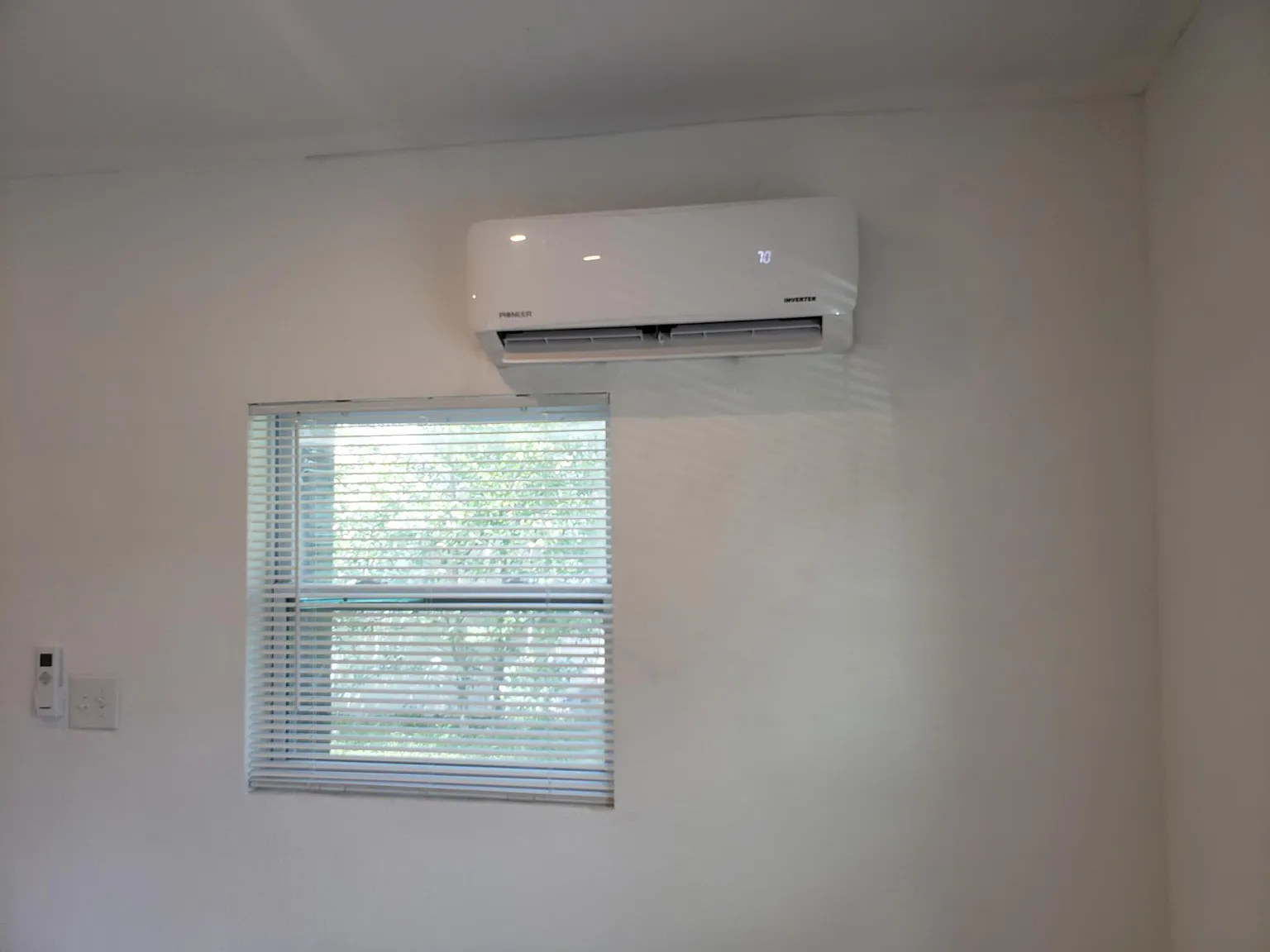 Studio, 350 sqft, $1,100 — Photo 2