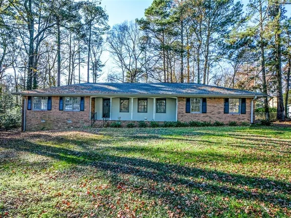 1316 White Oak St SE, Conyers, GA 30013