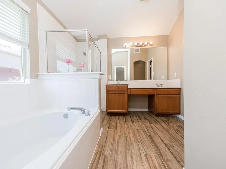 19247 Dillsbury Ct — Photo 19