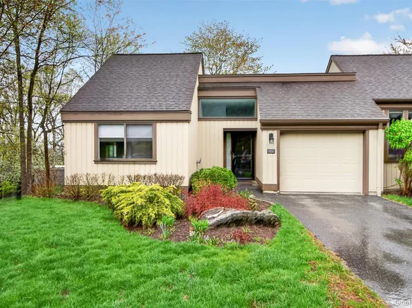 582 Heritage Hills #A, Somers, NY 10589
