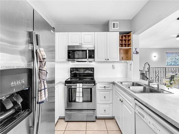 4th image of 341 W Park Dr APT 203-15
