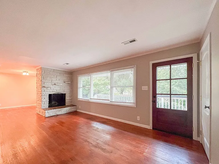 1715 Tonalea Rd — Photo 3