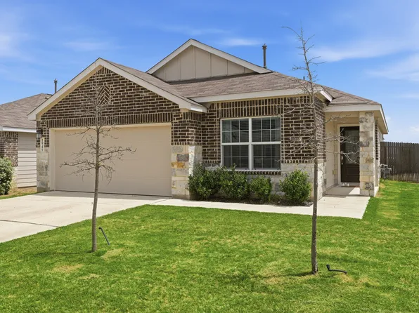 1949 Redstart, New Braunfels, TX 78130