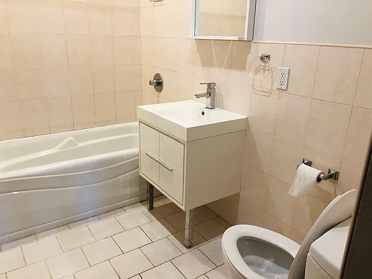 Rented by null | media 9