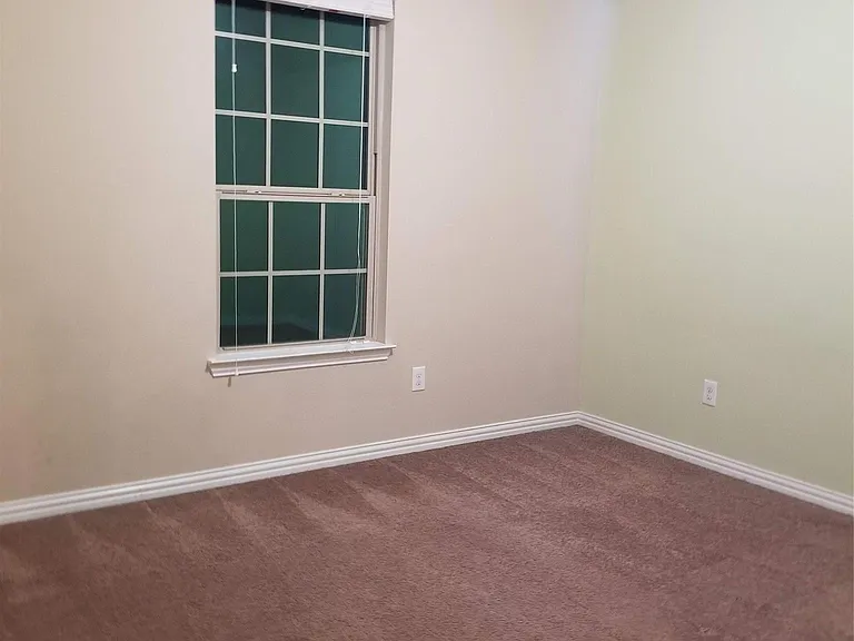 6905 Benjamin Way — Photo 20