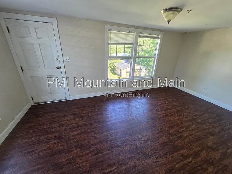 41 Westwood Pl #4 — Photo 12