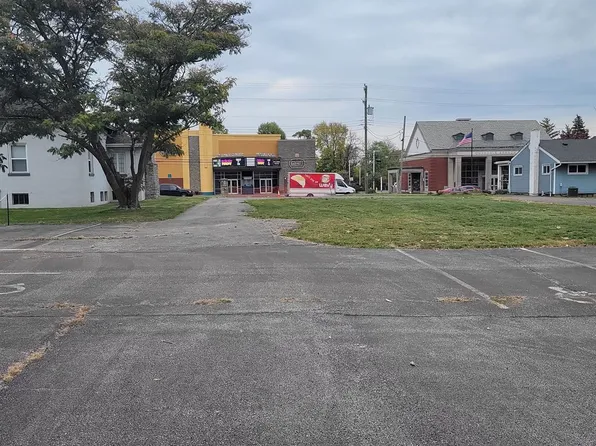 4989 Glenway Ave, Cincinnati, OH 45238