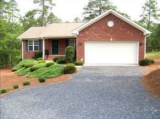 45 Garner Ln, Pinehurst, NC 28374