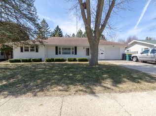 614 Mary St, Beaver Dam, WI 53916