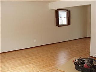 4th image of 5326 Redwood Ave