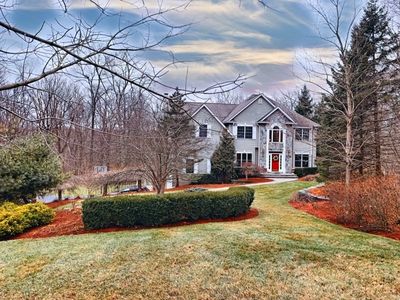 8 Sir Arthurs Ct, Sparta, NJ, 07871