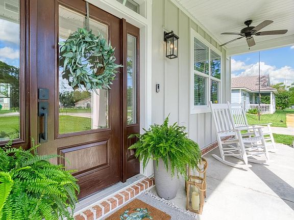 3rd image of 95241 Arbor Ln