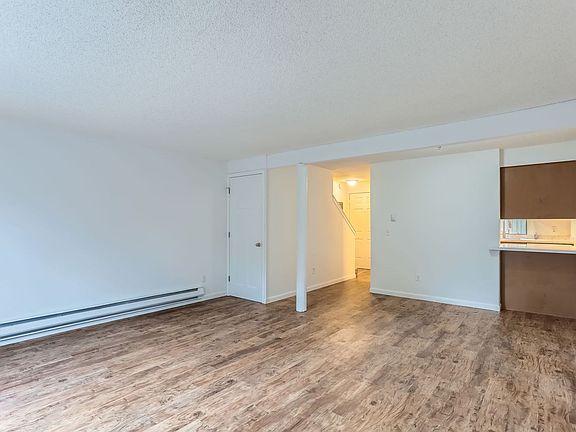 4th image of 8389 167th Ave NE #8395