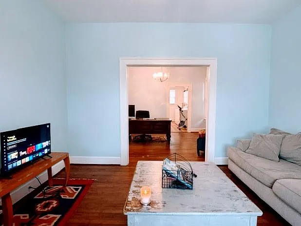 2 bed, 1.0 bath, 1000 sqft, $1,950 — Photo 3