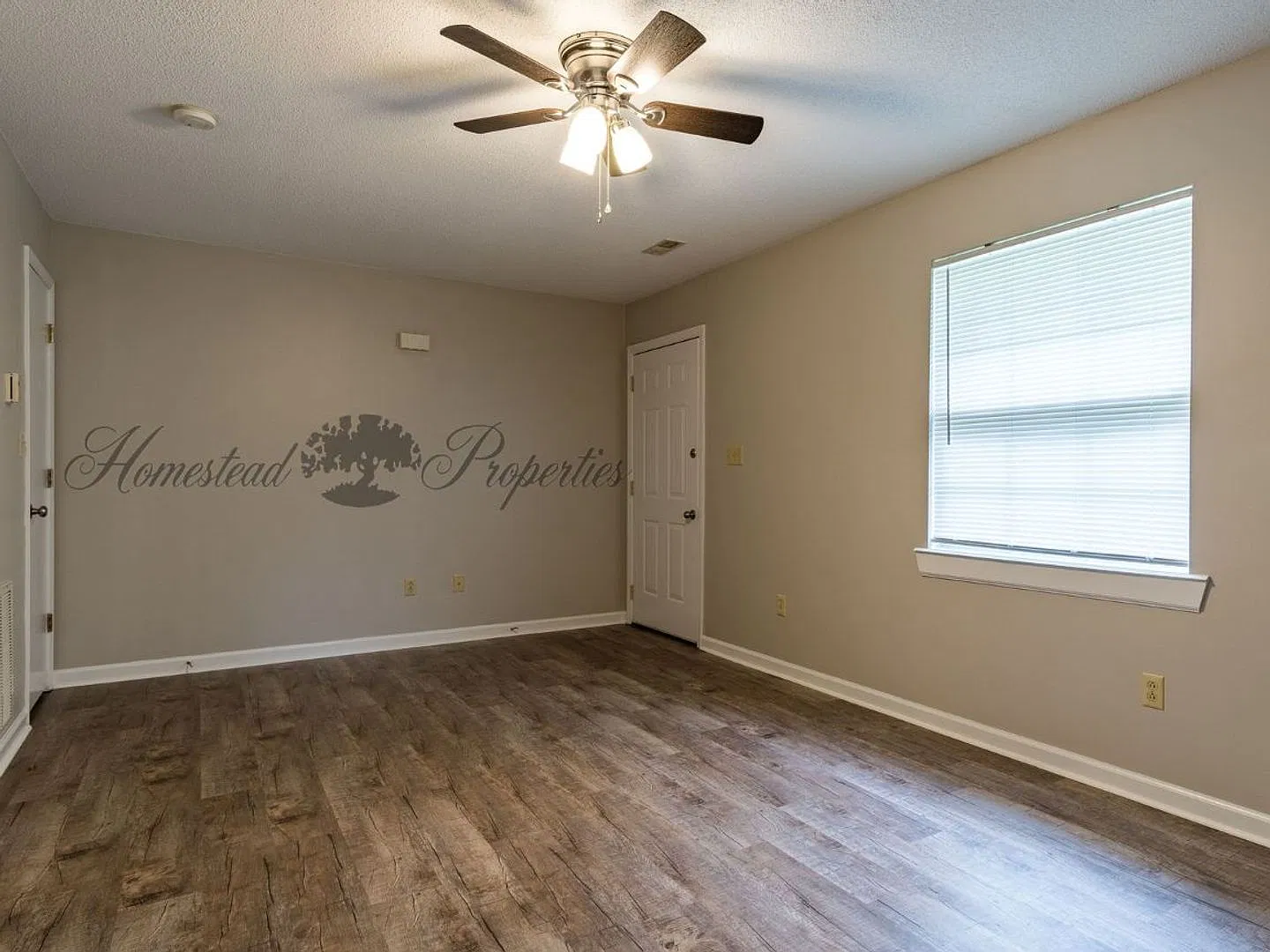 1 Bedroom with Garage at The Pointe at Austin Springs Johnson City, TN — Photo 3