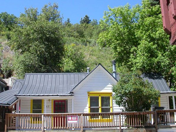 142 Daly Ave #B